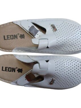 Leon Women's Leather Mule Sip On Clogs 39